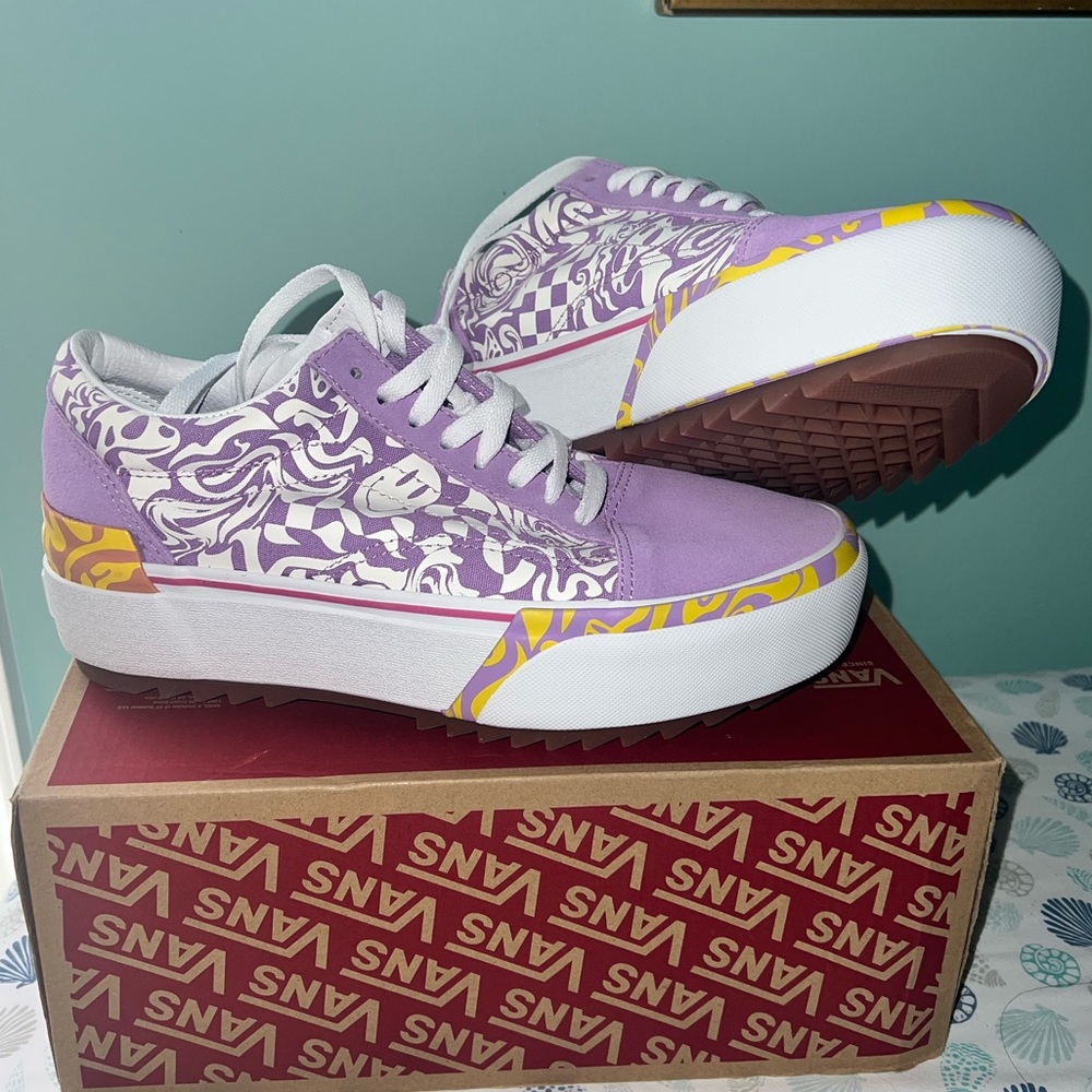 NEVER WORN